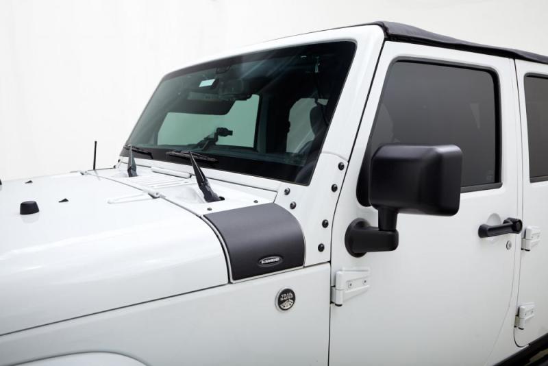 Load image into Gallery viewer, Bushwacker 18-19 Jeep Wrangler JL Trail Armor Cowl Guard - Black
