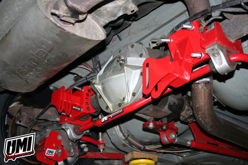 Load image into Gallery viewer, UMI Performance 82-02 GM F-Body Fabricated Watts Link Factory Rear End
