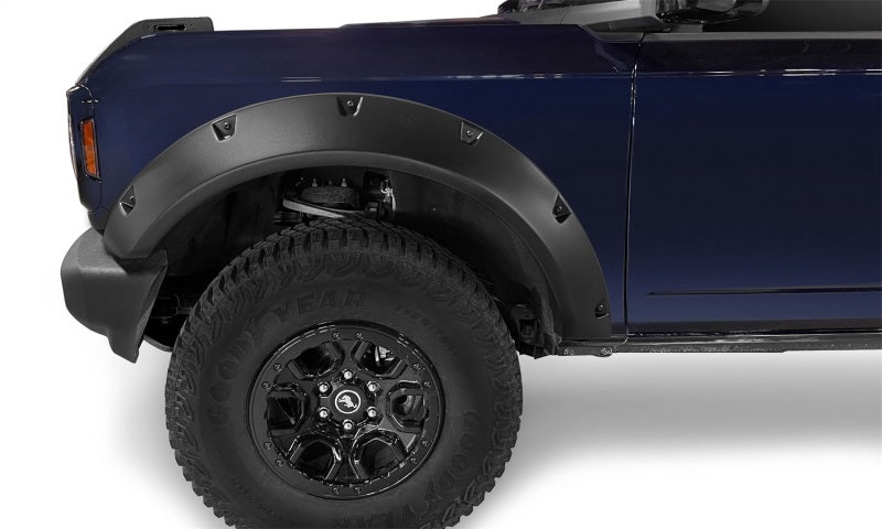 Load image into Gallery viewer, Bushwacker 2021+ Ford Bronco 4-Door Pocket Style Flares 4pc - Black
