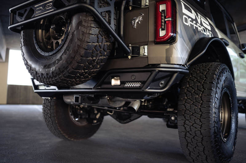 Load image into Gallery viewer, DV8 Offroad 21-23 Ford Bronco Competition Series Rear Bumper
