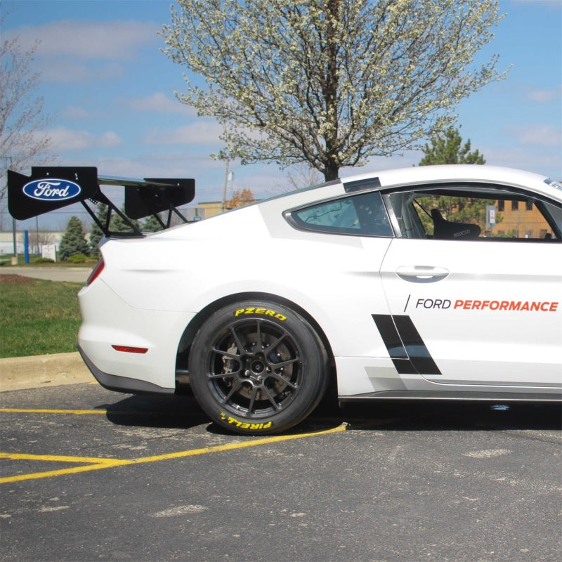 Load image into Gallery viewer, Ford Racing Mustang FP350S Rear Wing Kit
