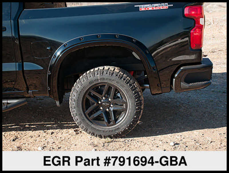 Load image into Gallery viewer, EGR 19-22 Chevrolet Silverado 1500 Traditional Bolt-On Look Fender Flares Black Set Of 4
