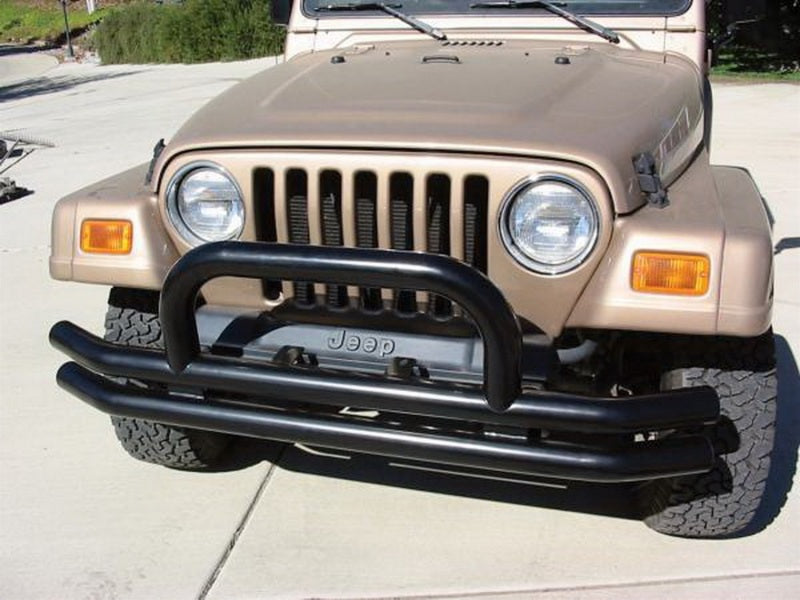 Load image into Gallery viewer, Rampage 1976-1983 Jeep CJ5 Double Tube Bumper Front - Black
