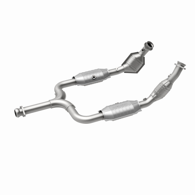 Load image into Gallery viewer, Magnaflow Conv DF 01-04 Ford Mustang 3.8L CA
