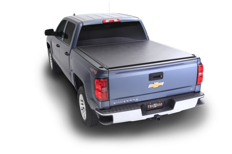 Load image into Gallery viewer, Truxedo 14-18 GMC Sierra &amp; Chevrolet Silverado 1500 5ft 8in Lo Pro Bed Cover
