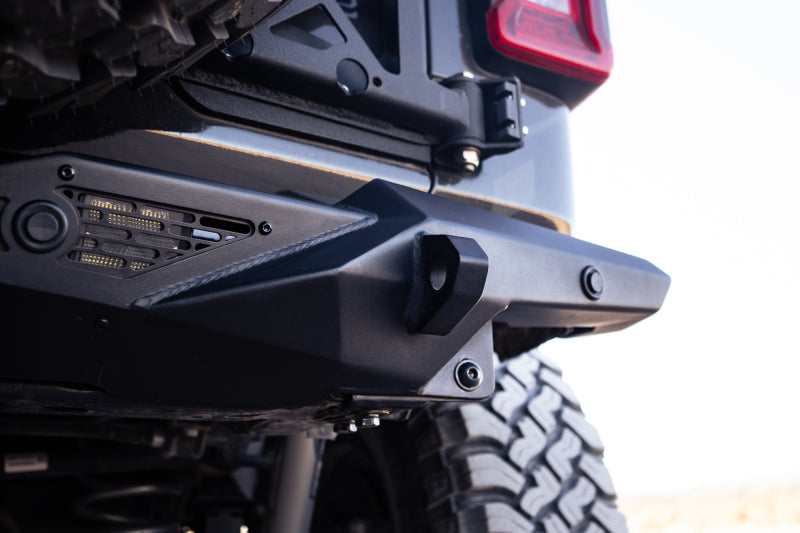 Load image into Gallery viewer, DV8 Offroad 18-23 Wrangler JL Spec Series Rear Bumper
