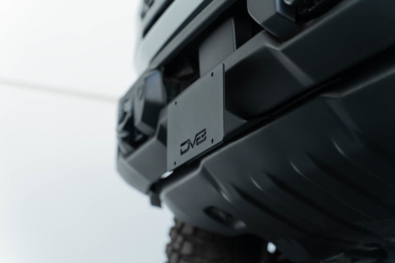 Load image into Gallery viewer, DV8 Offroad 21-23 Ford Bronco Capable Bumper Front License Plate Mount
