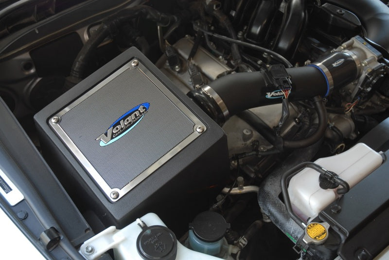 Load image into Gallery viewer, Volant 06-09 Toyota FJ Cruiser 4.0 V6 PowerCore Closed Box Air Intake System
