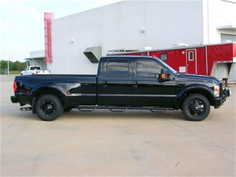 Load image into Gallery viewer, N-Fab Nerf Step 99-16 Ford F-250/350 Super Duty Crew Cab 8ft Bed - Gloss Black - Bed Access - 3in
