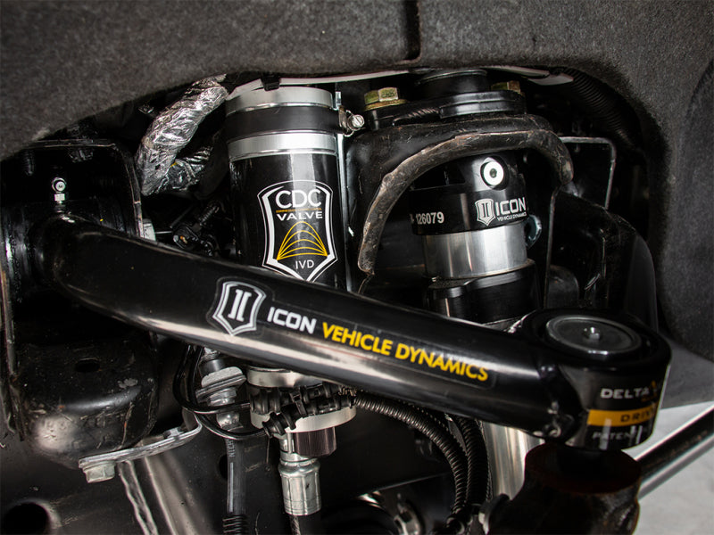 Load image into Gallery viewer, ICON 2020+ GM HD 0-2in 2.5 Series RR Shock System w/Tube UCA
