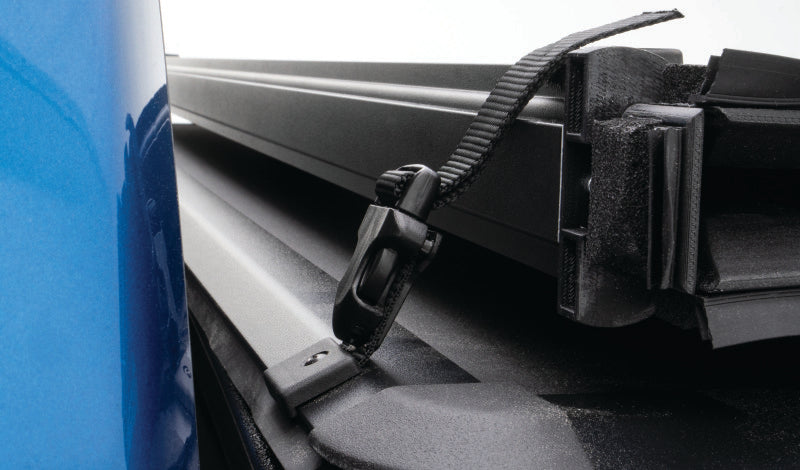 Load image into Gallery viewer, Lund 16-23 Toyota Tacoma (5ft. Bed) Hard Fold Tonneau Cover - Black
