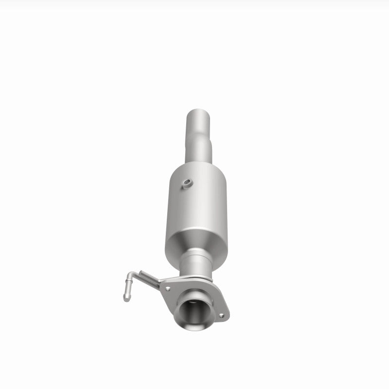 Load image into Gallery viewer, MagnaFlow 20-22 Ford F-350 Super Duty V8 7.3L Rear Underbody Direct Fit Catalytic Converter
