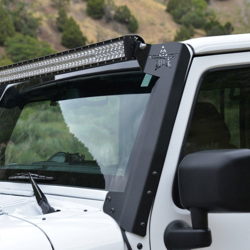 Load image into Gallery viewer, Rock Slide 07-18 Jeep JK 2-4 Door JK 50In Led In Pillar Light Brackets
