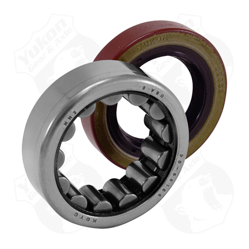 Load image into Gallery viewer, Yukon Gear R1559TV Axle Bearing and Seal Kit / Torringtonbrand / 2.530in OD / 1.620in ID
