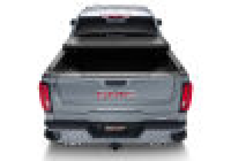 Load image into Gallery viewer, UnderCover 07-22 Toyota Tundra 5.5ft Triad Bed Cover
