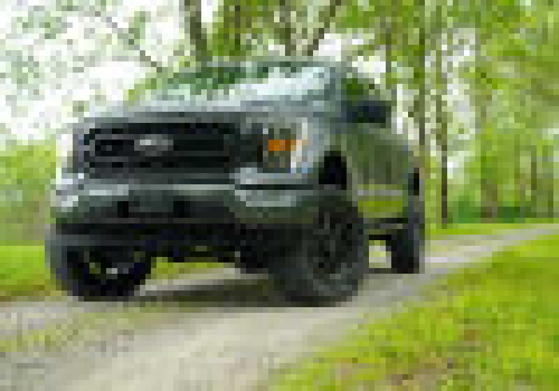 Load image into Gallery viewer, Superlift 2021 Ford F-150 4WD 6in Lift Kit w/King FR Coils &amp; Rear Reservoir Shocks
