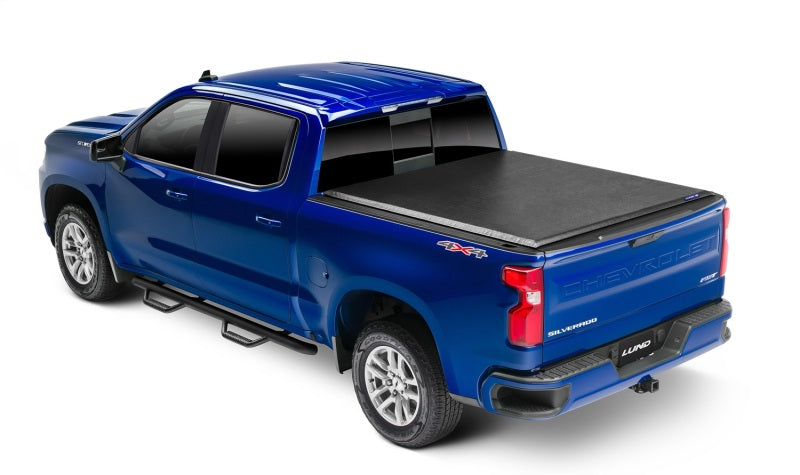 Load image into Gallery viewer, Lund 07-17 Chevy Silverado 1500 (5.5ft. Bed) Genesis Roll Up Tonneau Cover - Black
