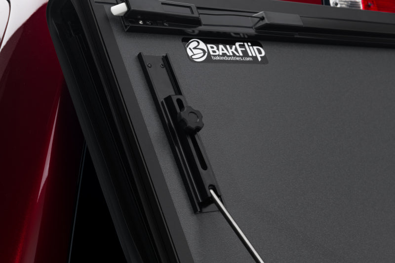 Load image into Gallery viewer, BAK 19-20 Dodge Ram 1500 (New Body Style w/ Ram Box) 5ft 7in Bed BAKFlip MX4 Matte Finish
