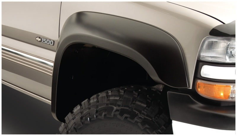 Load image into Gallery viewer, Bushwacker 07-07 Chevy Silverado 1500 Classic Fleetside Extend-A-Fender Style Flares 2pc - Black
