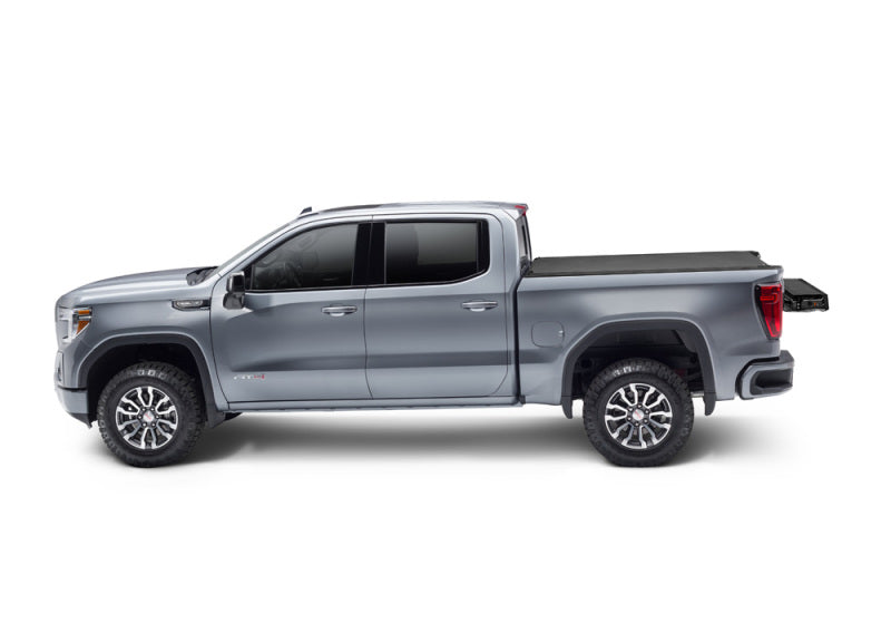 Load image into Gallery viewer, BAK 19-21 GM Sierra 1500 (Carbon Pro Bed Cover) Revolver X4s 5.9ft Bed Cover
