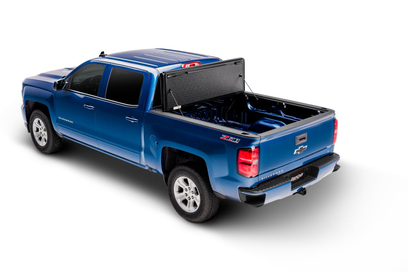 Load image into Gallery viewer, UnderCover 14-18 Chevy Silverado 1500 (19 Legacy) / 15-19 Silverado 2500/3500HD 6.5ft Flex Bed Cover
