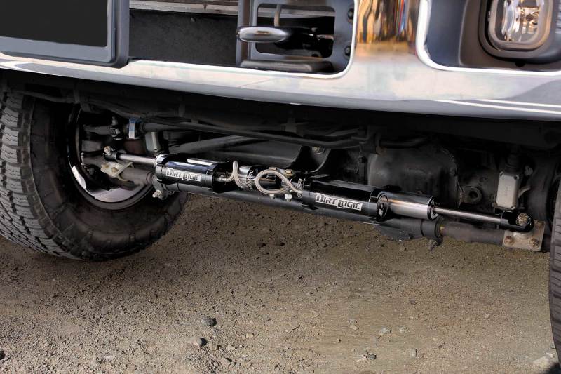 Load image into Gallery viewer, Fabtech 05-21 Ford F250/350 4WD Dual Steering Stabilizer System (Opposing Style) w/DL 2.25 Res Shock
