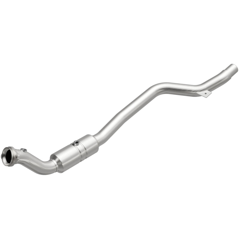 Load image into Gallery viewer, MagnaFlow 11-14 Chrysler 300 / Dodge Challenger/Charger 3.6L Direct Fit Catalytic Converter
