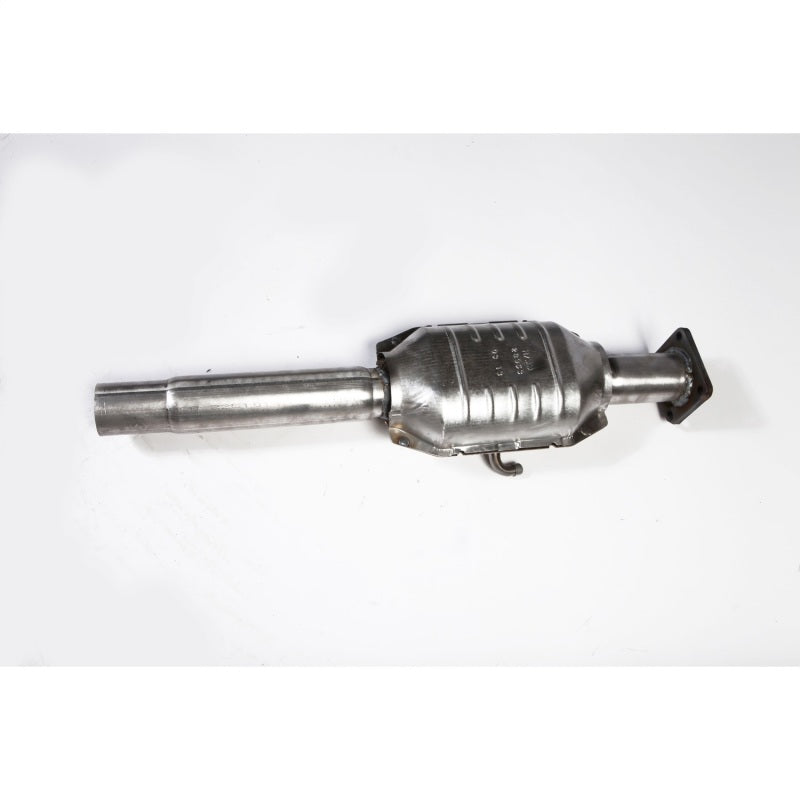 Load image into Gallery viewer, Omix Catalytic Converter 84-90 Cherokee and Wrangler
