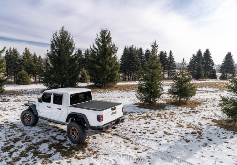 Load image into Gallery viewer, BAK 20-21 Jeep Gladiator Revolver X4s 5ft Bed Cover
