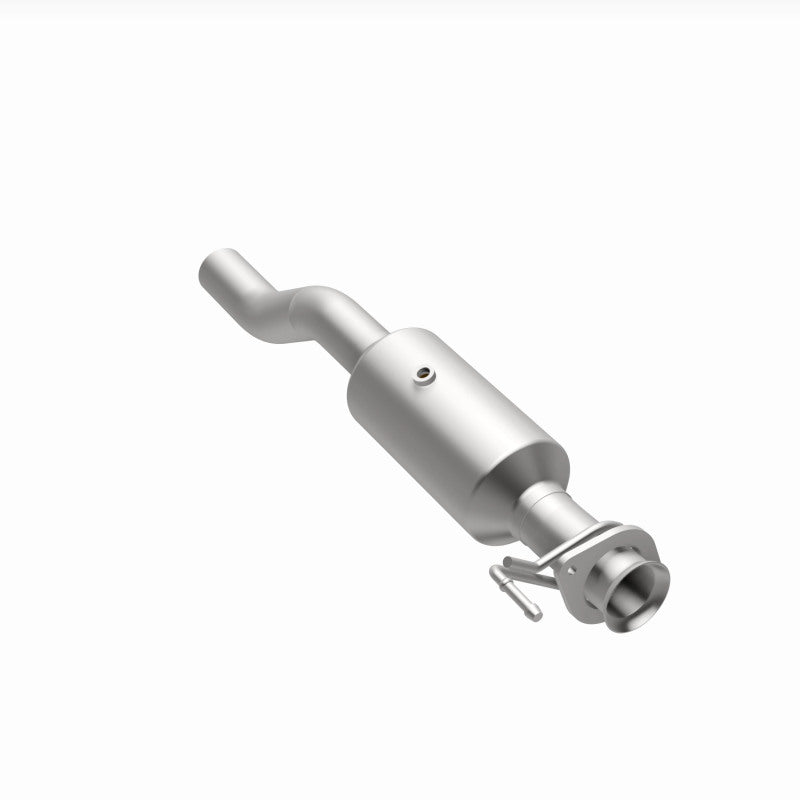 Load image into Gallery viewer, MagnaFlow 20-22 Ford F-350 Super Duty V8 7.3L Rear Underbody Direct Fit Catalytic Converter
