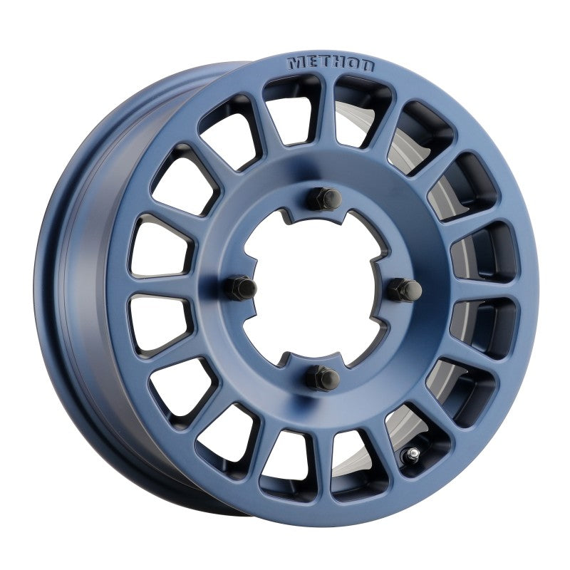 Load image into Gallery viewer, Method MR407 Bead Grip 15x6 / 5+1/51mm Offset / 4x136 / 100mm CB Bahia Blue Wheel
