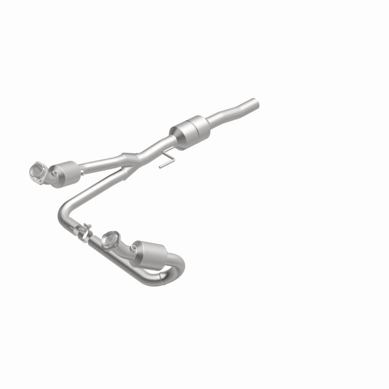 Load image into Gallery viewer, MagnaFlow Conv DF 02-03 Dodge Durango
