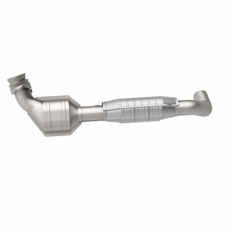 Load image into Gallery viewer, MagnaFlow Direct Fit Catalytic Converter 04-05 Ford F-150 5.4L D/S 2WD (Excl 04 Heritage Edition)
