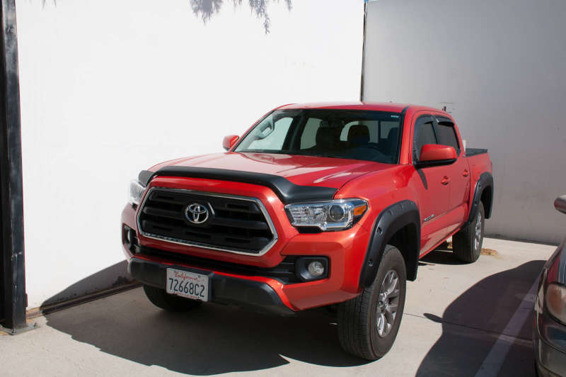 Load image into Gallery viewer, EGR 06-17 Toyota Tacoma Superguard Hood Shield
