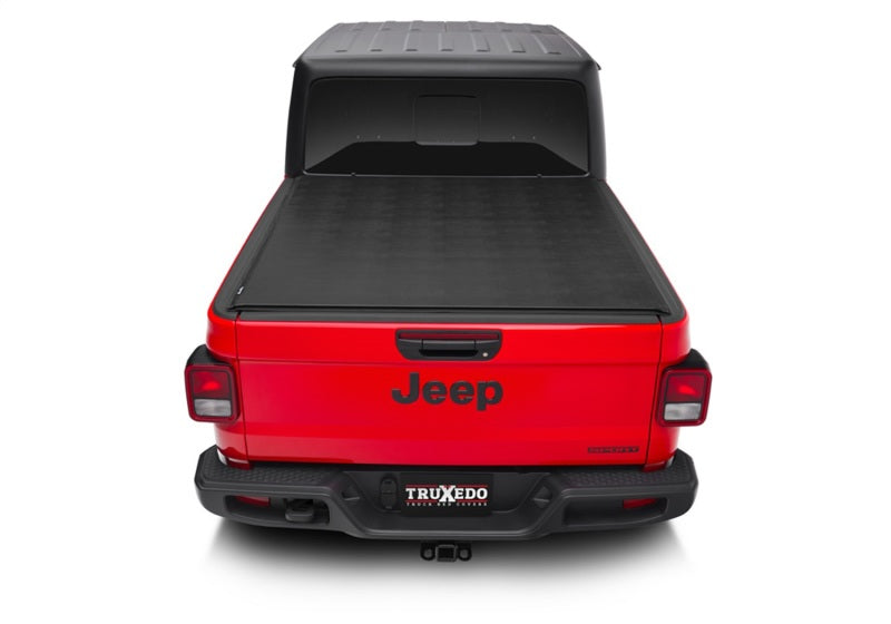 Load image into Gallery viewer, Truxedo 2020 Jeep Gladiator 5ft Sentry Bed Cover
