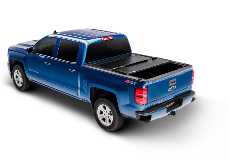 Load image into Gallery viewer, UnderCover 14-18 Chevy Silverado 1500 (19 Legacy) / 15-19 Silverado 2500/3500HD 6.5ft Flex Bed Cover
