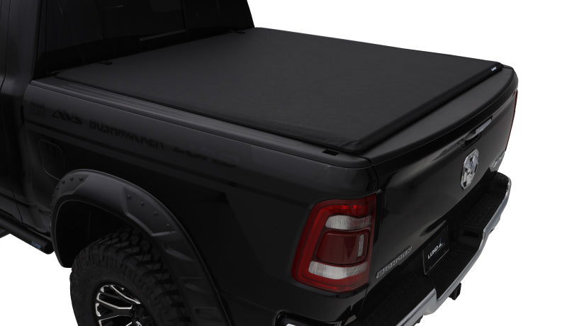 Load image into Gallery viewer, Lund 02-17 Dodge Ram 1500 (5.5ft. Bed) Genesis Elite Roll Up Tonneau Cover - Black
