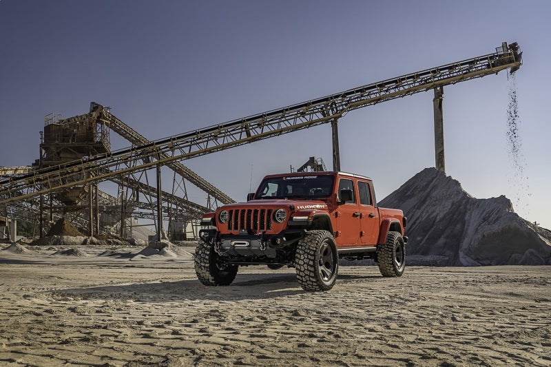 Load image into Gallery viewer, Rugged Ridge Venator Front Bumper 18-20 Jeep Wrangler JL/JT
