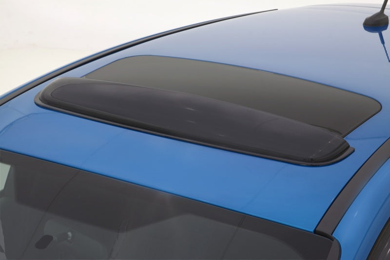 Load image into Gallery viewer, AVS Universal Windflector Classic Sunroof Wind Deflector (Fits Up To 35.5in.) - Smoke
