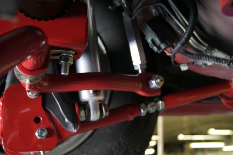 Load image into Gallery viewer, UMI Performance 82-02 GM F-Body Rear Drag Sway Bar-Stock Rear
