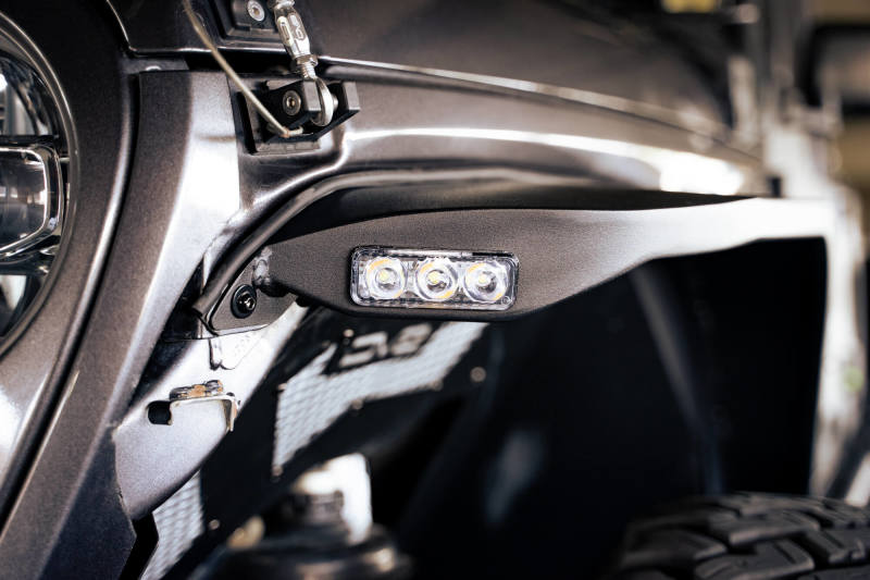 Load image into Gallery viewer, DV8 Offroad 18-23 Jeep Wrangler JL Slim Fender Flares
