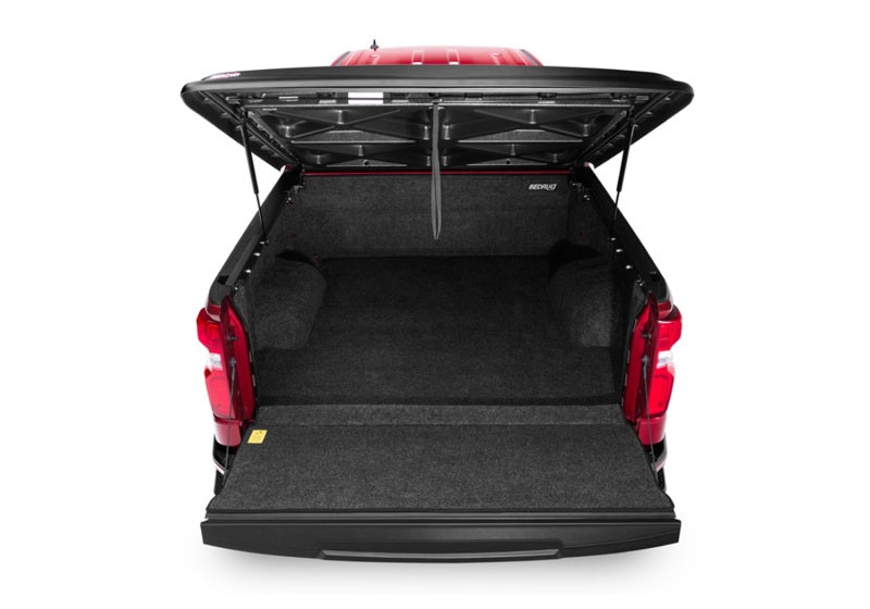 Load image into Gallery viewer, UnderCover 19-20 Chevy Silverado 1500 6.5ft SE Bed Cover - Black Textured
