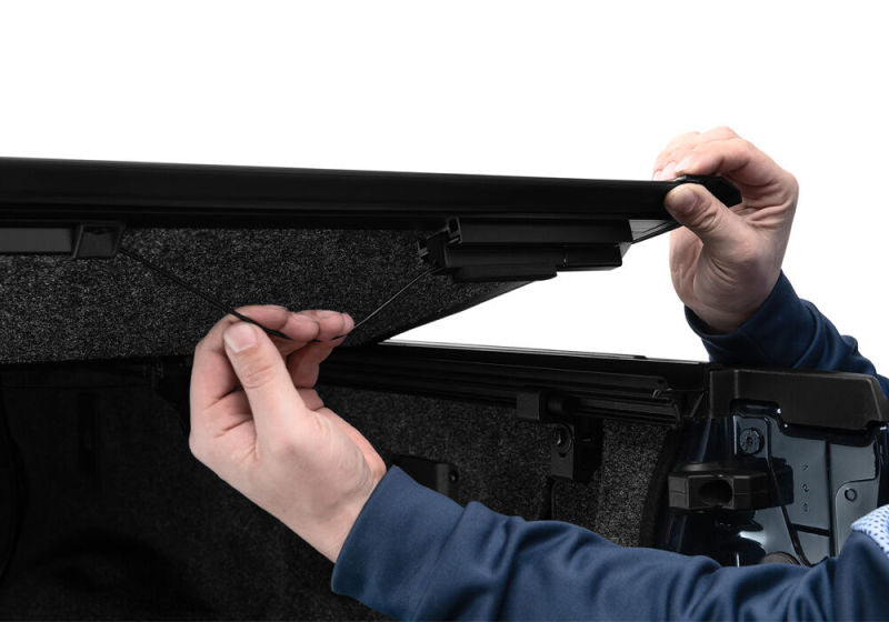 Load image into Gallery viewer, UnderCover 2021+ Ford F-150 8ft Ultra Flex Bed Cover
