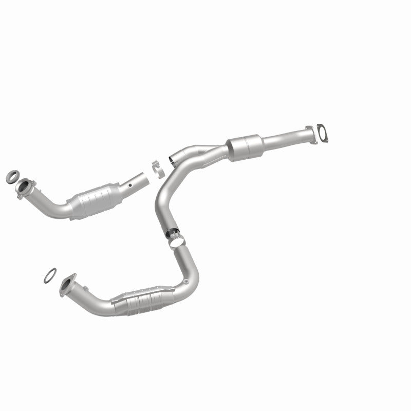Load image into Gallery viewer, Magnaflow Conv DF 2011-2012 EXPRESS 2500 6.0L 6.0L Underbody
