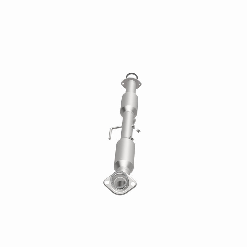 Load image into Gallery viewer, MagnaFlow 13-15 Toyota Tacoma California Grade CARB Compliant Direct-Fit Catalytic Converter
