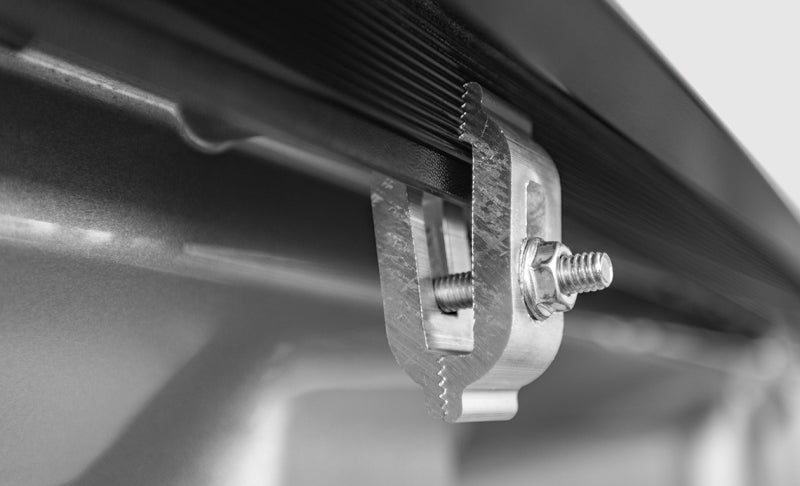 Load image into Gallery viewer, LOMAX Stance Hard Cover 15+ Chevy/GMC Colorado/Canyon 6ft Box
