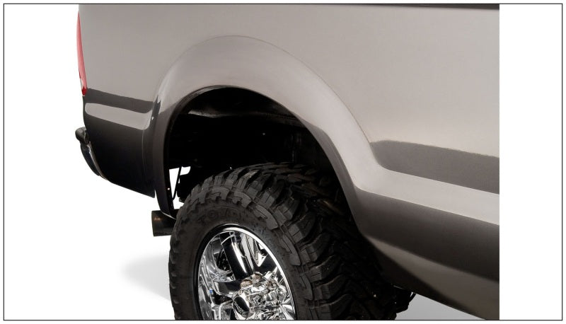 Load image into Gallery viewer, Bushwacker 99-07 Ford F-250 Super Duty Styleside OE Style Flares 4pc - Black
