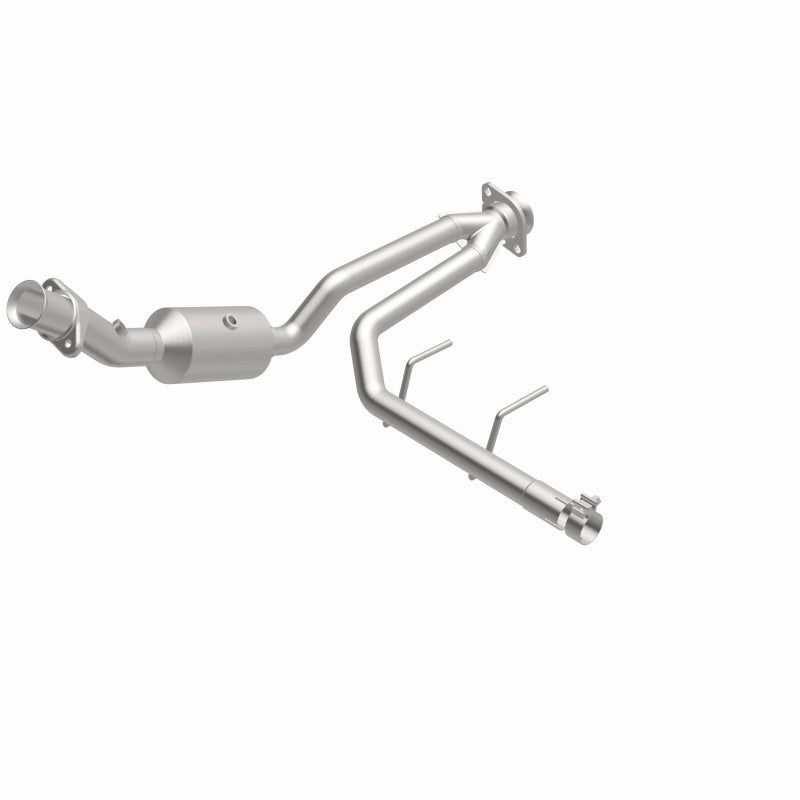 Load image into Gallery viewer, MagnaFlow 18-20 Ford F-150 V6 3.3L Right Underbody Direct-Fit Catalytic Converter
