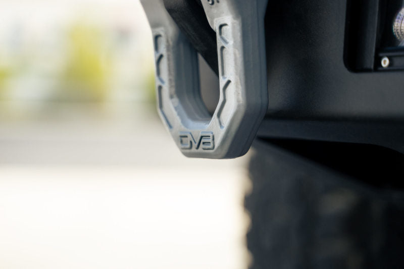 Load image into Gallery viewer, DV8 Offroad Elite Series D-Ring Shackles - Pair (Gray)
