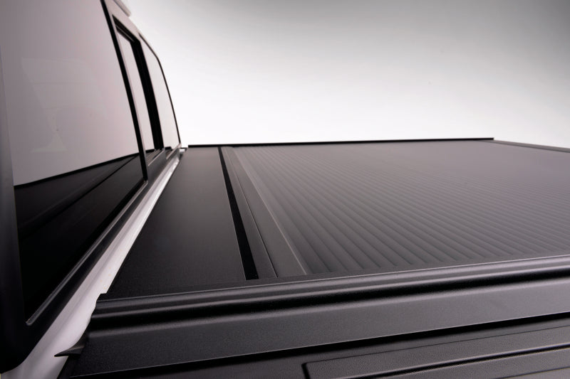 Load image into Gallery viewer, Retrax 07-13 Chevy/GMC 1500 5.8ft Bed RetraxONE MX
